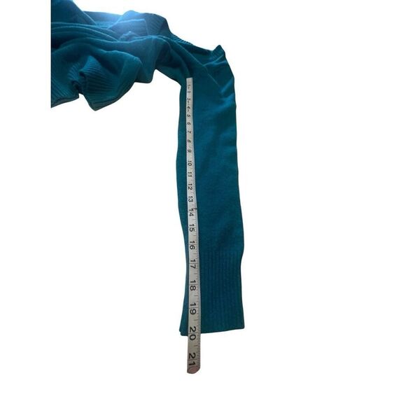 ST. John’s Bay Womans Pullover Low V Sweater Green Sz L NWT - Picture 8 of 8